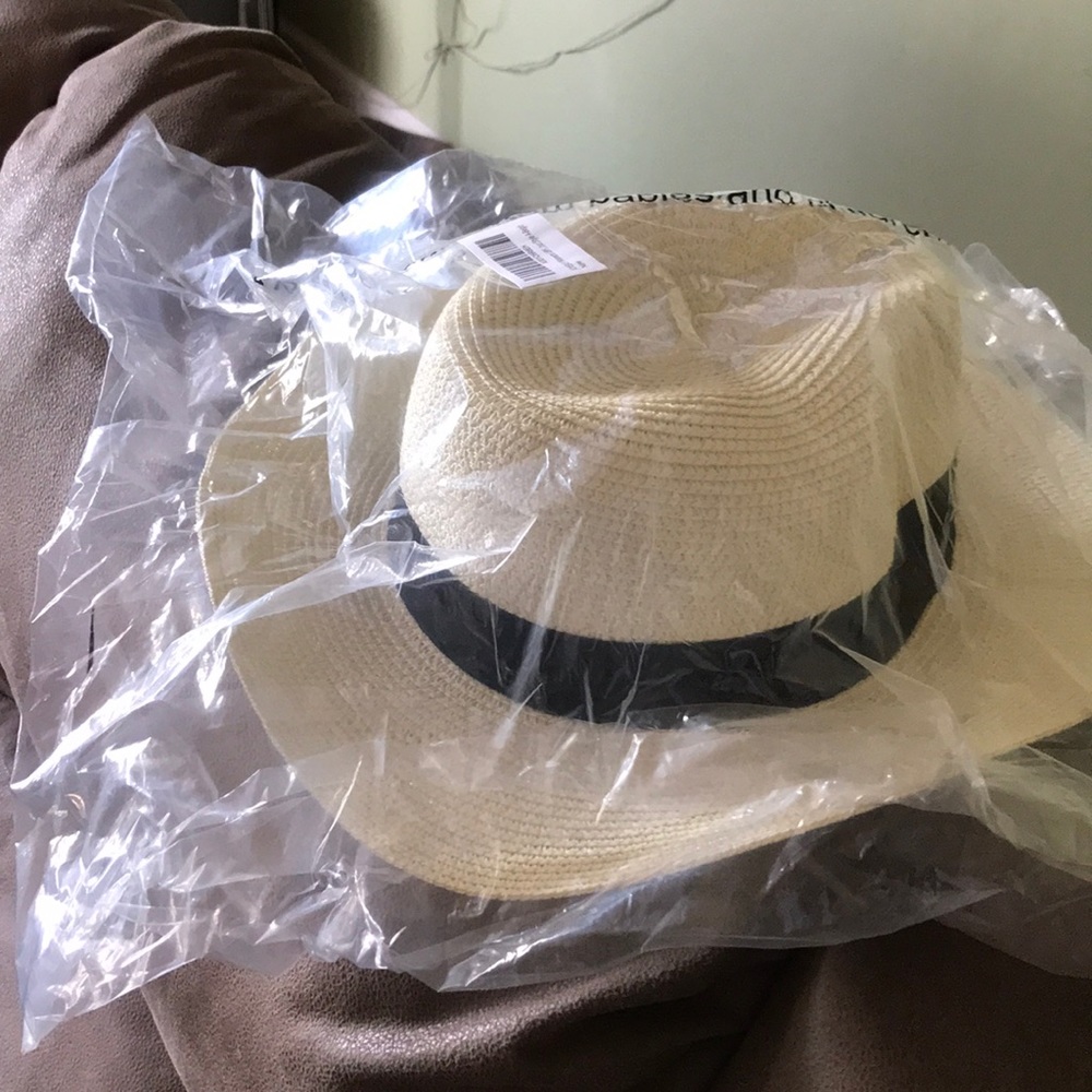 Ladies straw hat - Picture 3 of 3